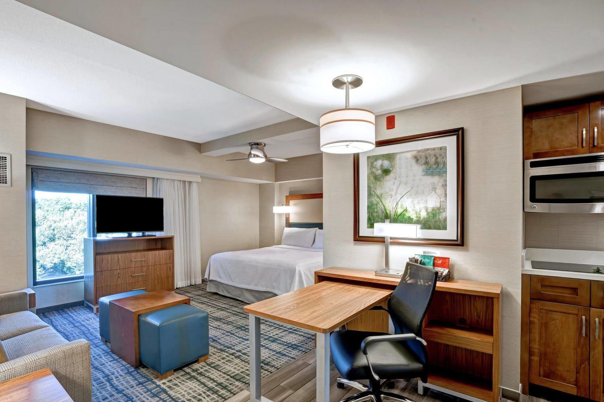 Courtyard By Marriott Boston Westborough Hotel Exterior foto